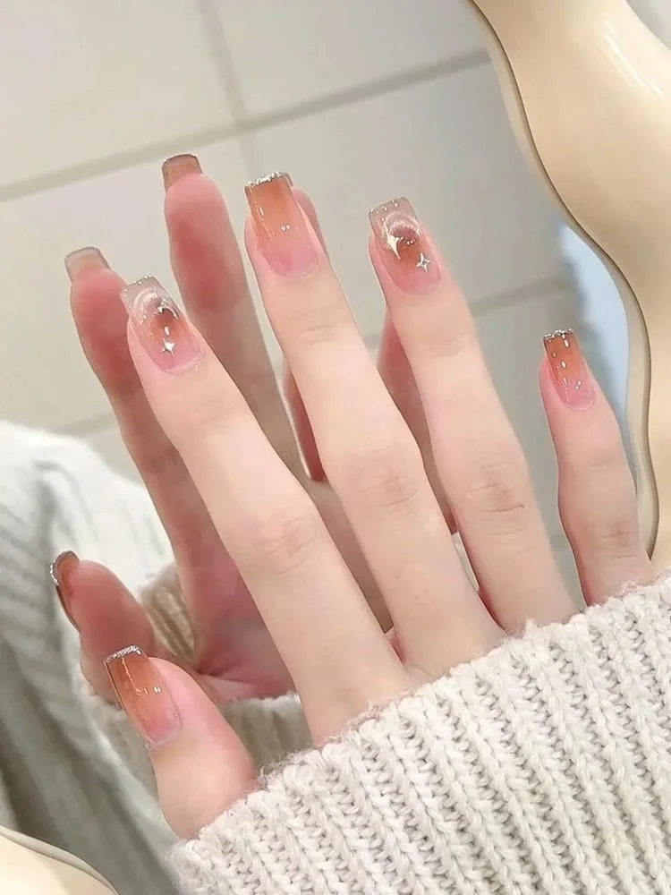 Bí Quyết Phối Đồ Cùng Nail Màu Hồng Thạch Đẹp Ngọt Ngào | Viết bởi Hải Biết Tuốt