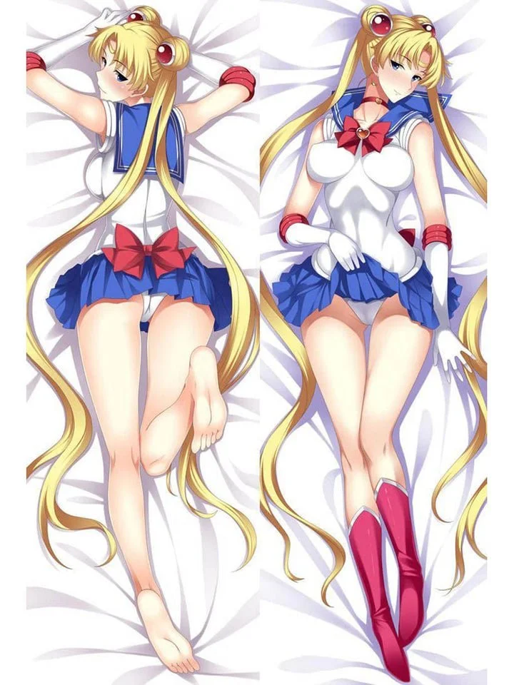 Hình ảnh Sailor Moon hentai anime nữ mặc đồng phục thủy thủ xanh đỏ nằm trên giường.