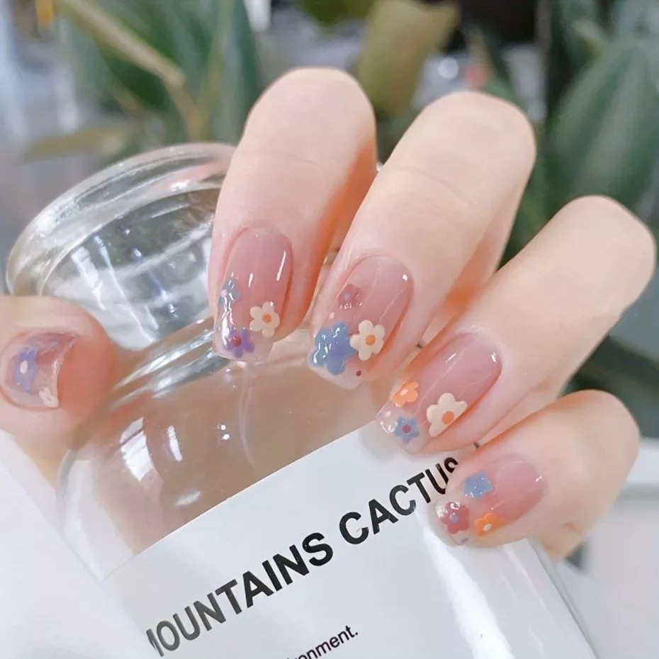 Mẫu nail tết đẹp 2025 (2)