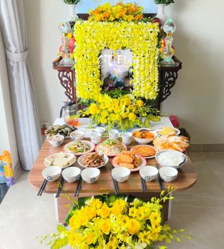 Trang Trí Khung Ảnh Người Mất