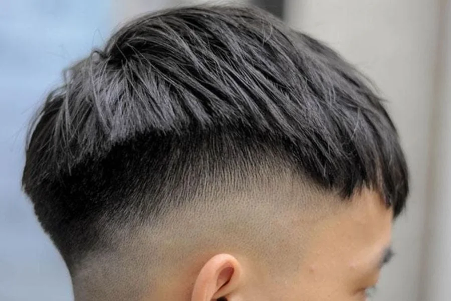 Kiểu tóc layer nam ngắn fade gọn gàng