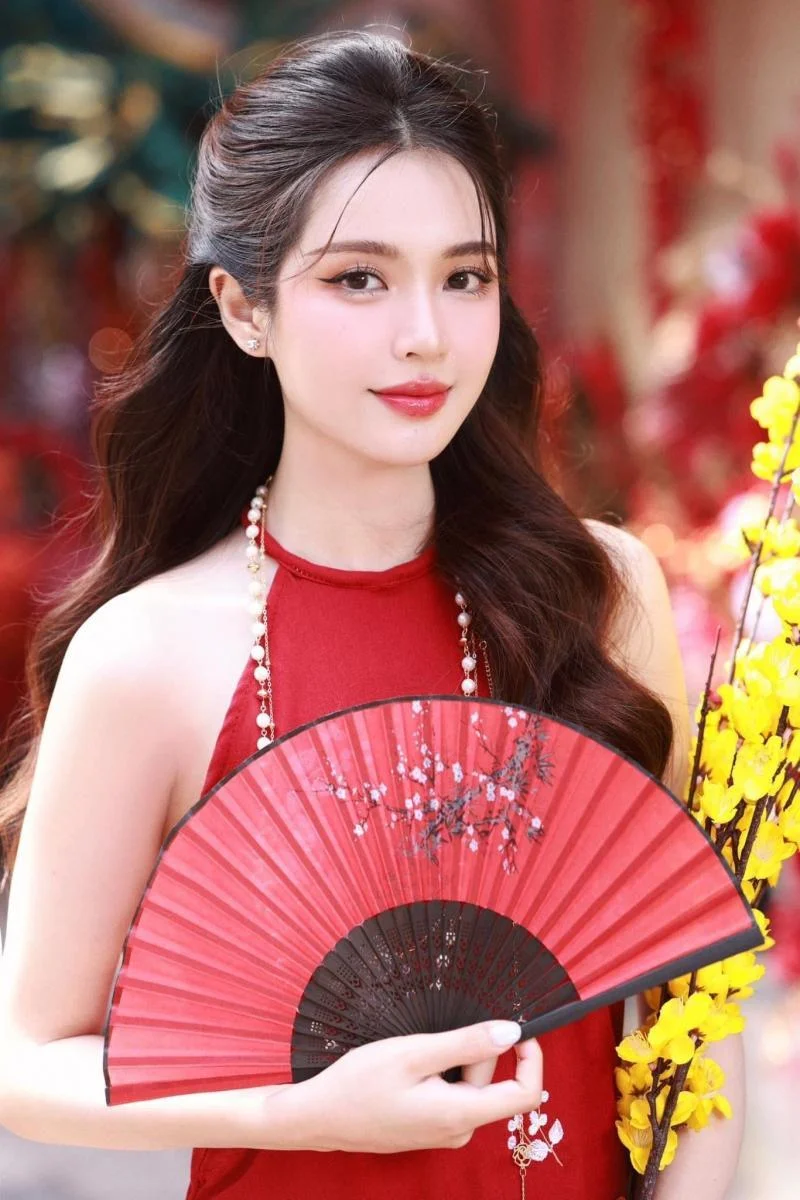 gái cởi quần áo - mẫu 93