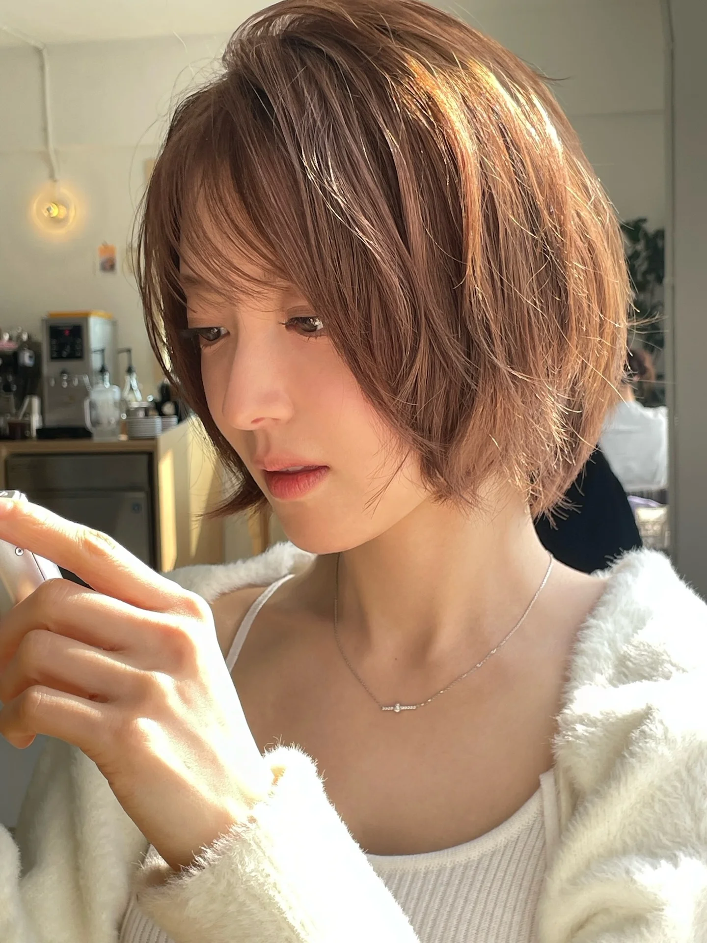 Tóc ngắn layer như Lee Se Young khiến chị em mê mẩn và muốn cắt ngay - Ảnh 1.