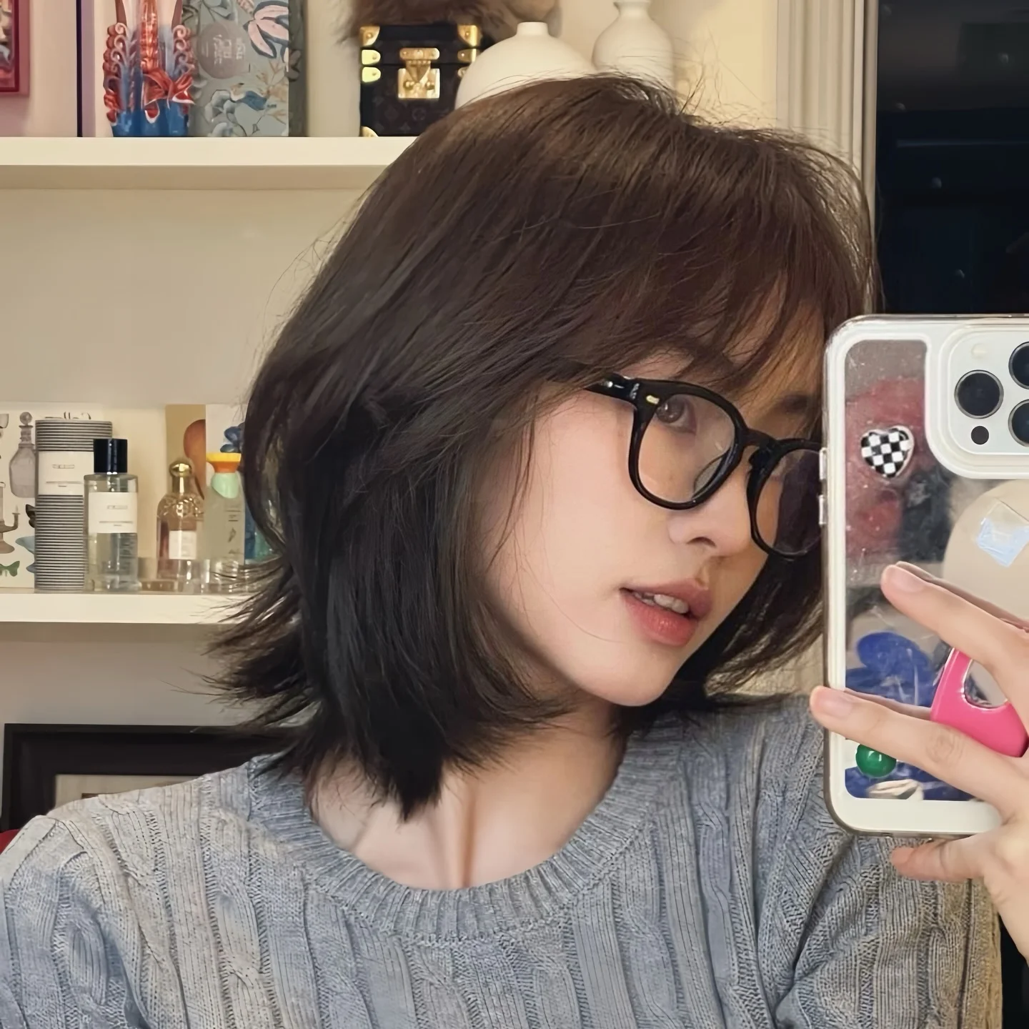 Tóc ngắn layer như Lee Se Young khiến chị em mê mẩn và muốn cắt ngay - Ảnh 8.