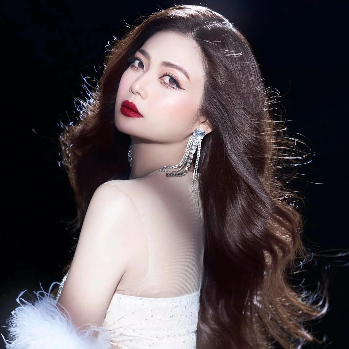Nhan sắc nữ NSƯT 44 tuổi chưa chồng “khao khát một tình yêu chết đi sống lại vì nhau” như tuổi 18- Ảnh 2.