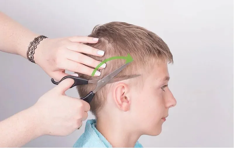 hướng dẫn cắt tóc undercut cho bé trai tại nhà